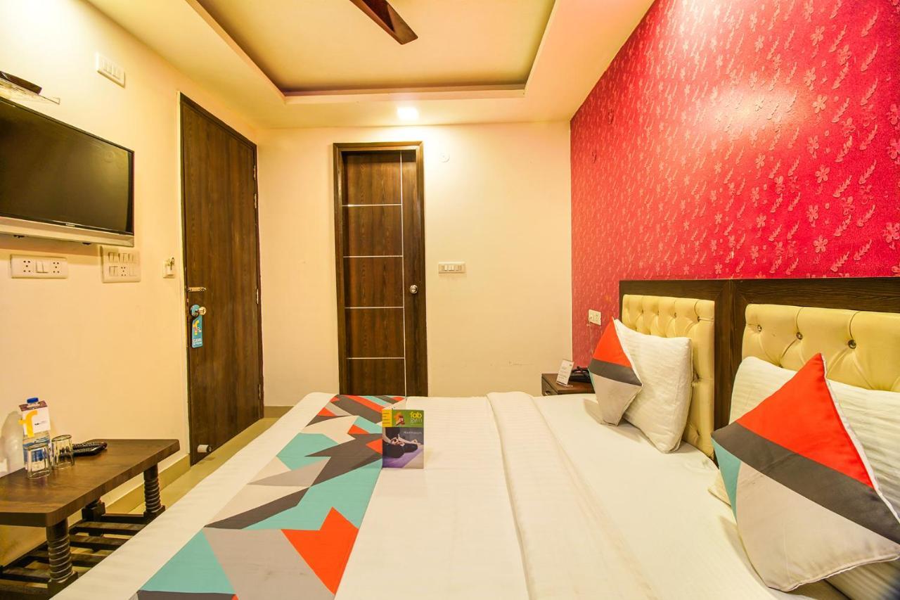 Fabexpress Tp Suite Near Igi Airport ניו דלהי מראה חיצוני תמונה